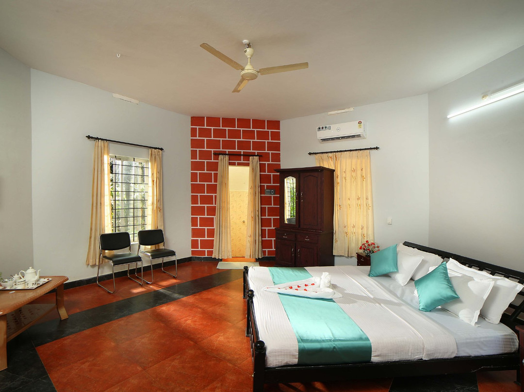 Coffee County Retreat主图