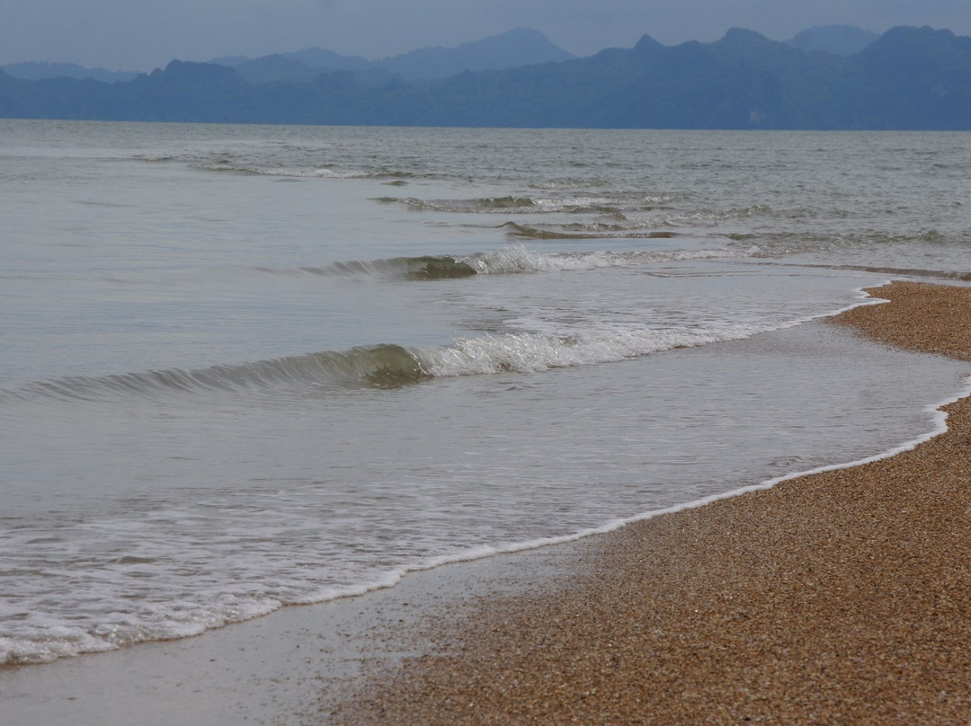 Golden Dragon Beach-沙敦必去景点