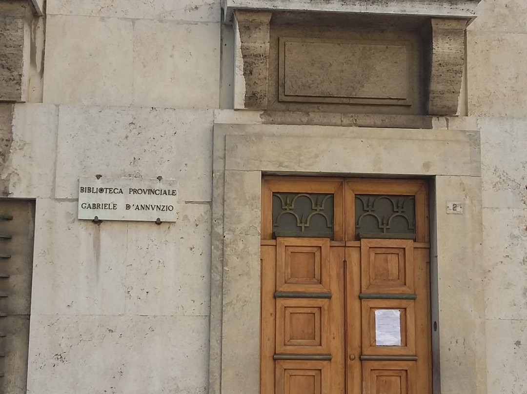 Biblioteca Provinciale Gabriele D'Annunzio-佩斯卡拉必去景点
