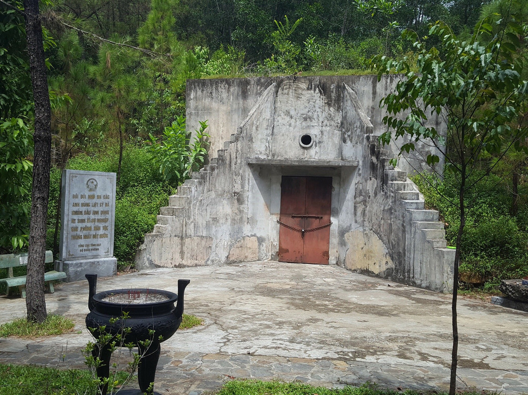 Historial Monument Chin Ham-顺化必去景点