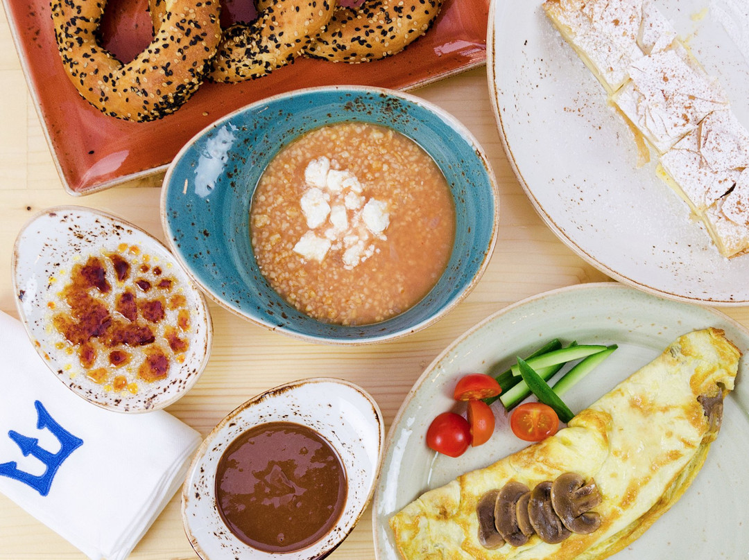 Nereus Bakery & Cafe