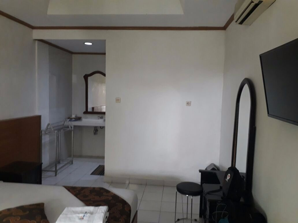 Bhinneka Hotel主图