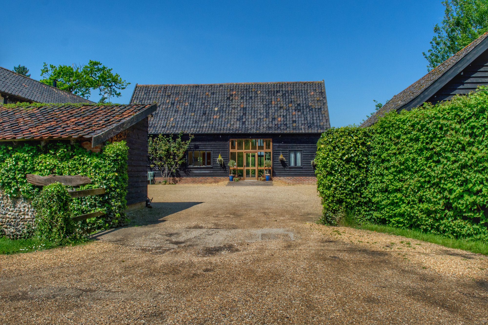 Oak Farm Barn-官方