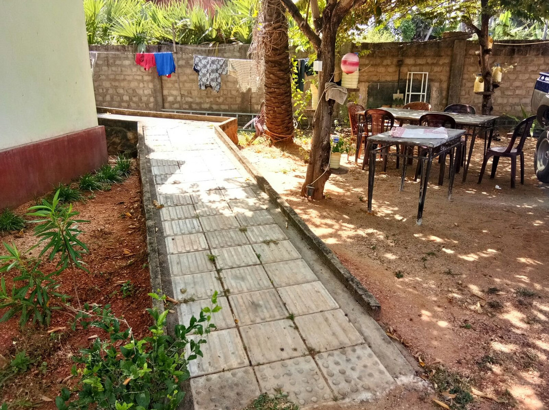 Nature Inn Guest House & Restaurant主图