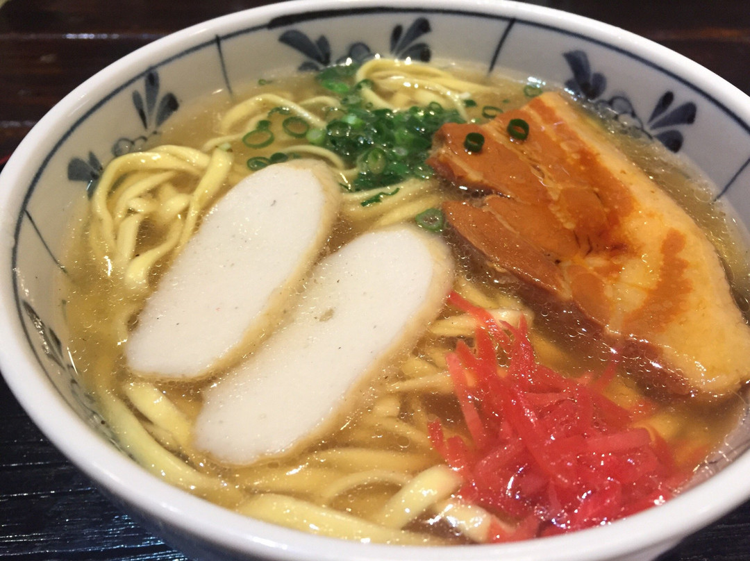 Shintomicho餐馆和美食-Nakamiyazato