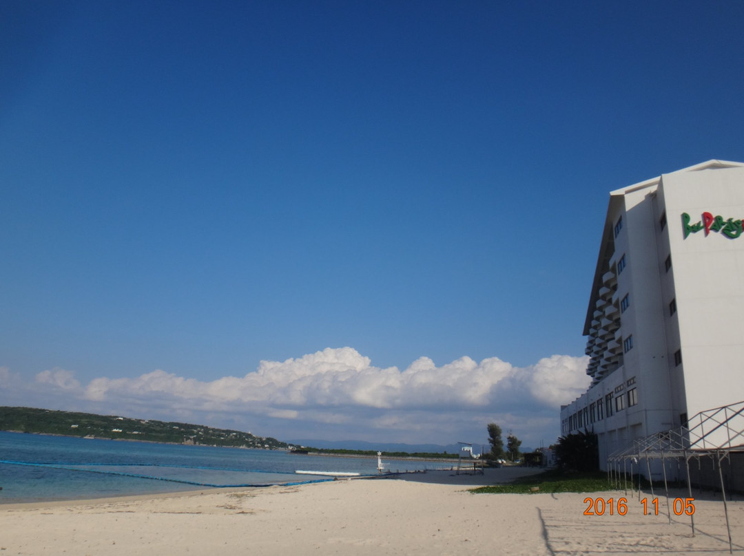 Uppama Beach-今归仁村必去景点