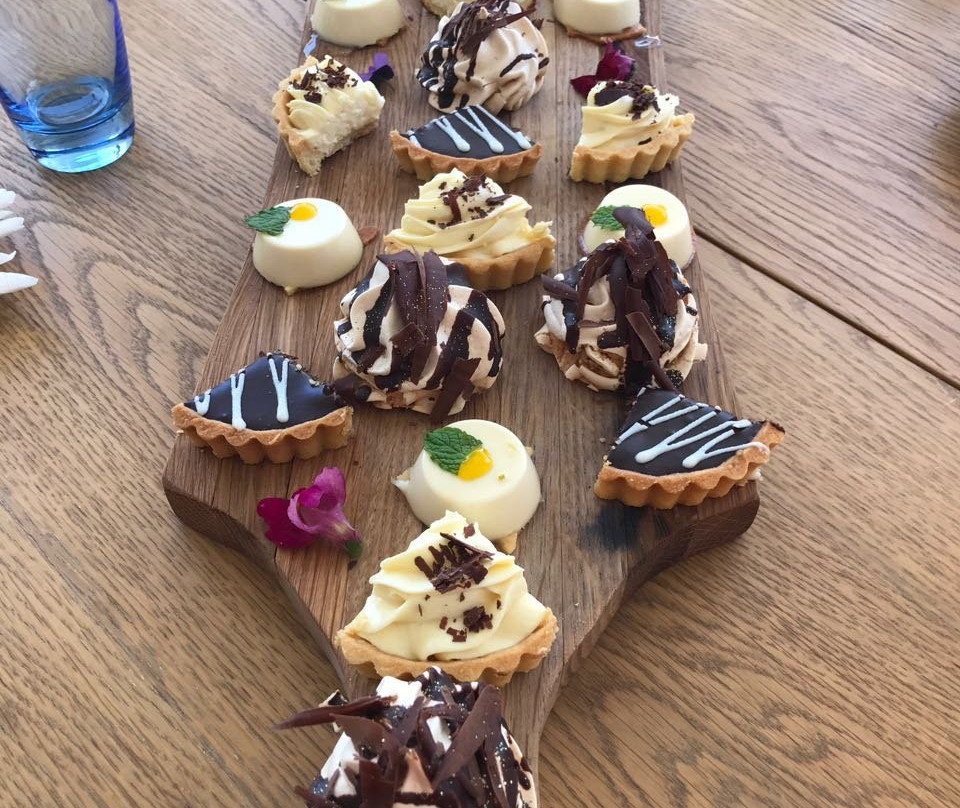 Cafe La Plage Restaurant and Bar