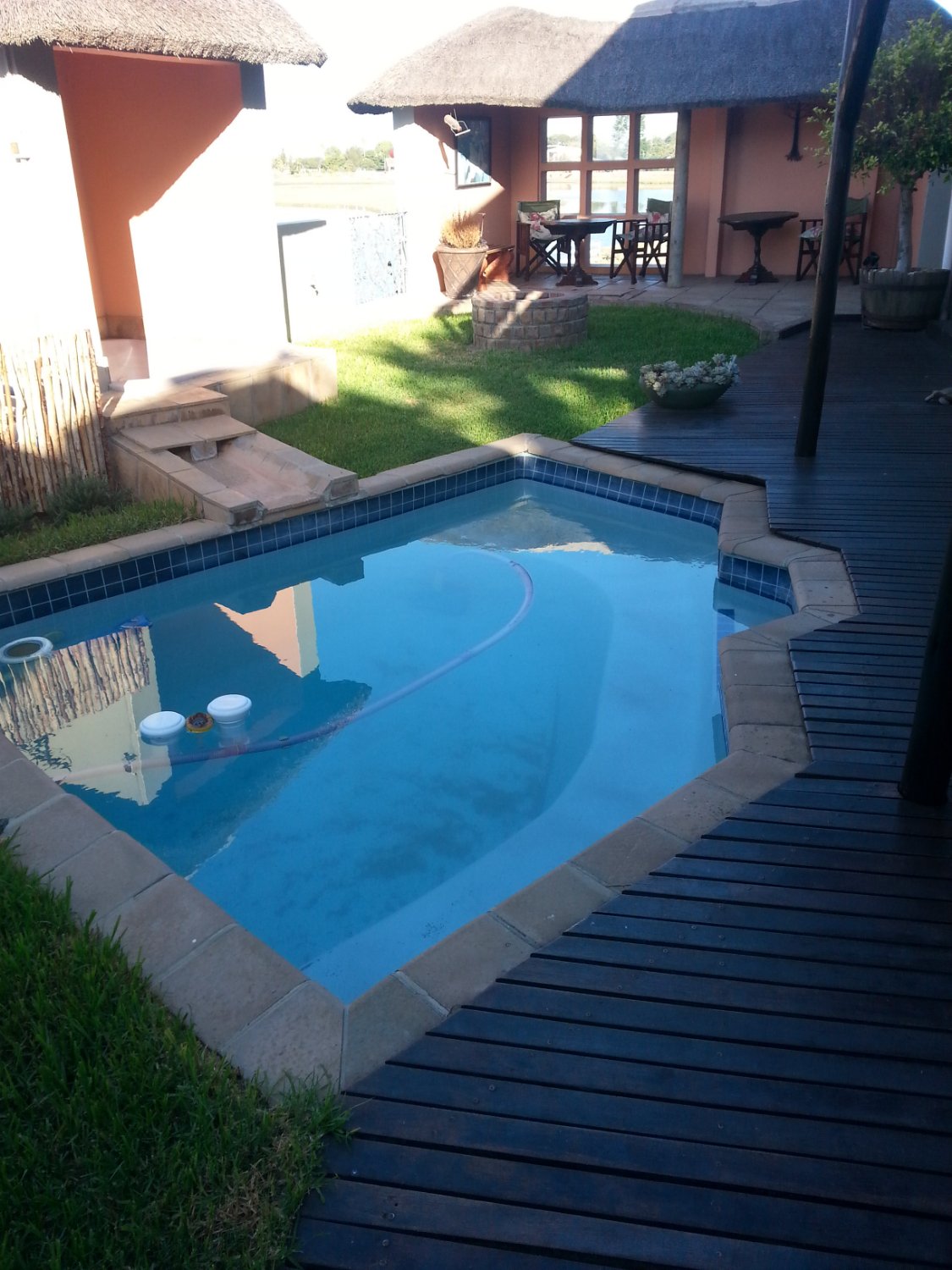 Riverside Lodge Guest House-酒店景观