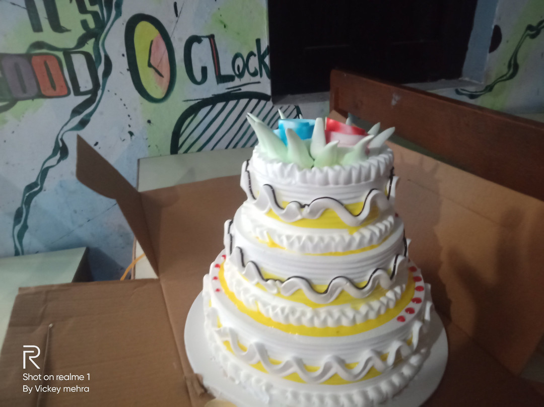 Mini Restaurant And Cake Shop