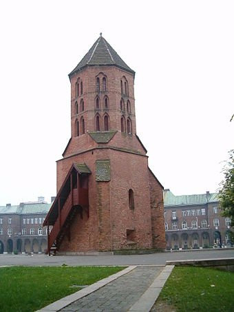 Dömötör Tower景点图片