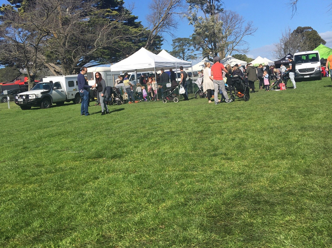 Mornington Racecourse Market景点图片
