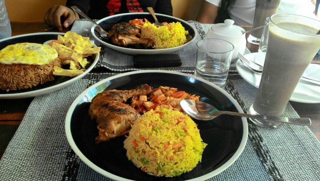 Meedhoo餐馆和美食-Palm Village