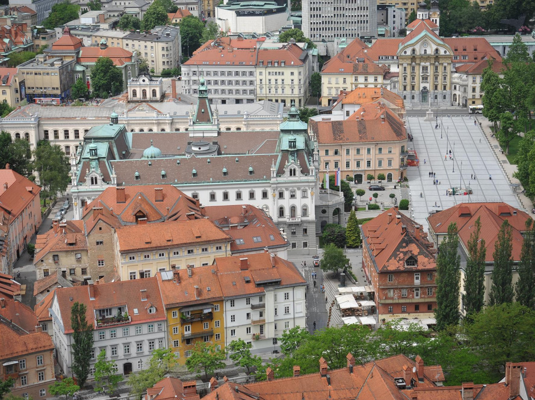 Congress Square (Kongresni trg)