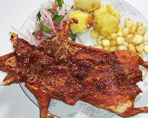 Llachon餐馆和美食-El Caserio Del Huaje