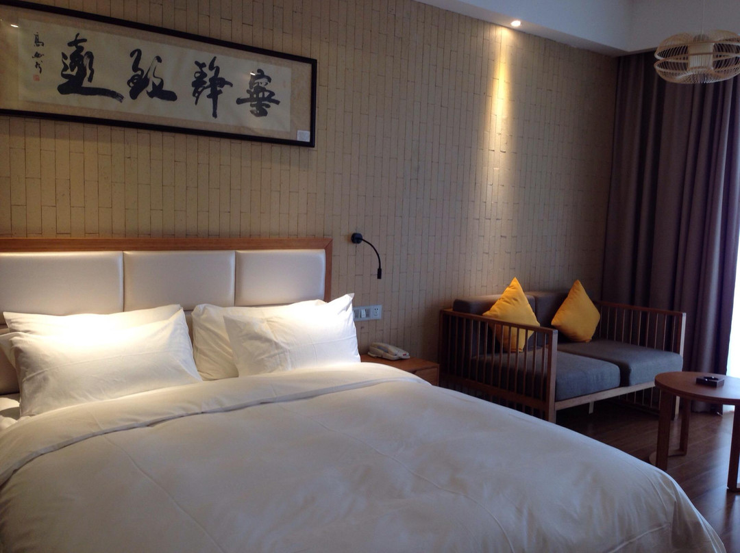 安吉大年初一风景度假村主图