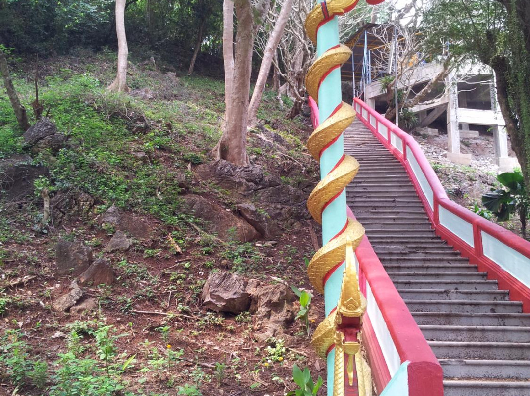 Wat Tham Khiri Wong景点图片