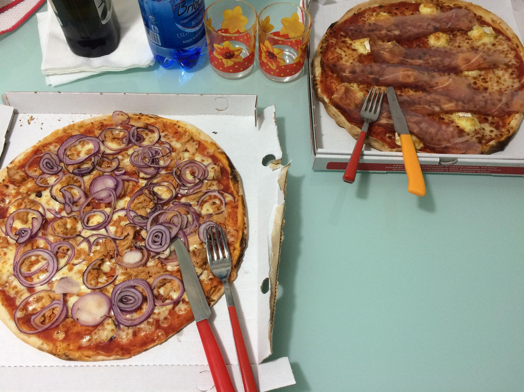 Cola餐馆和美食-Pizza’n’Burger