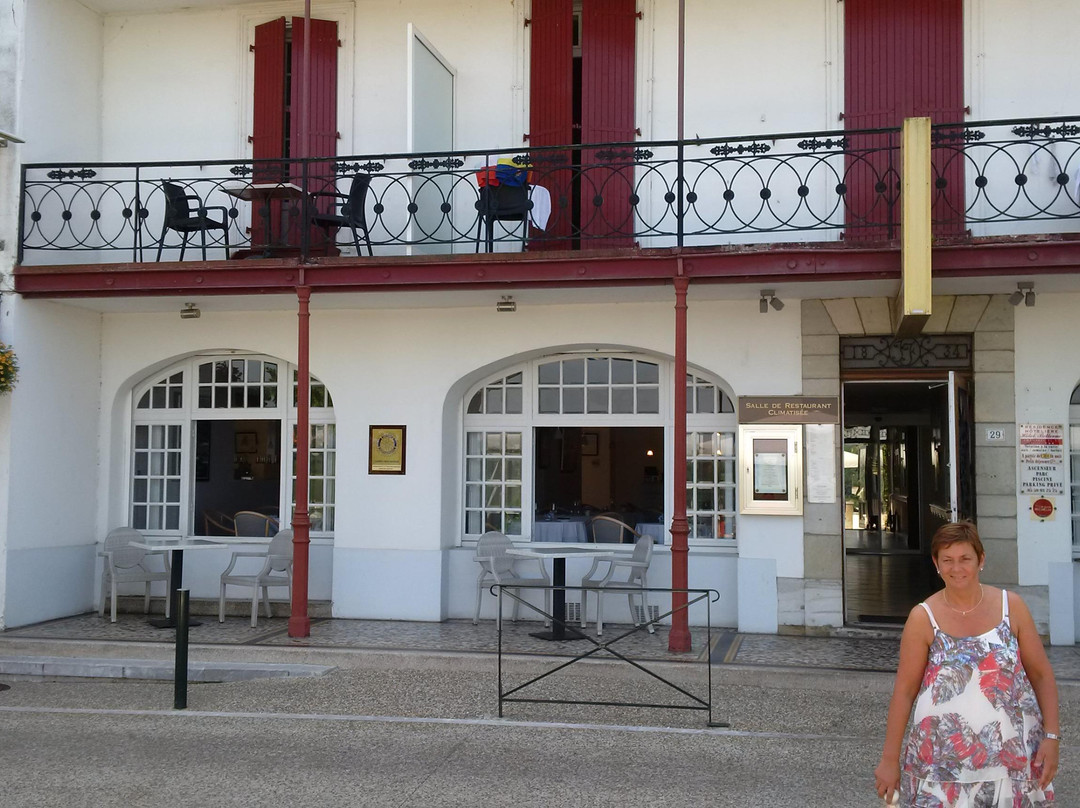 Hôtel Restaurant Bellevue主图