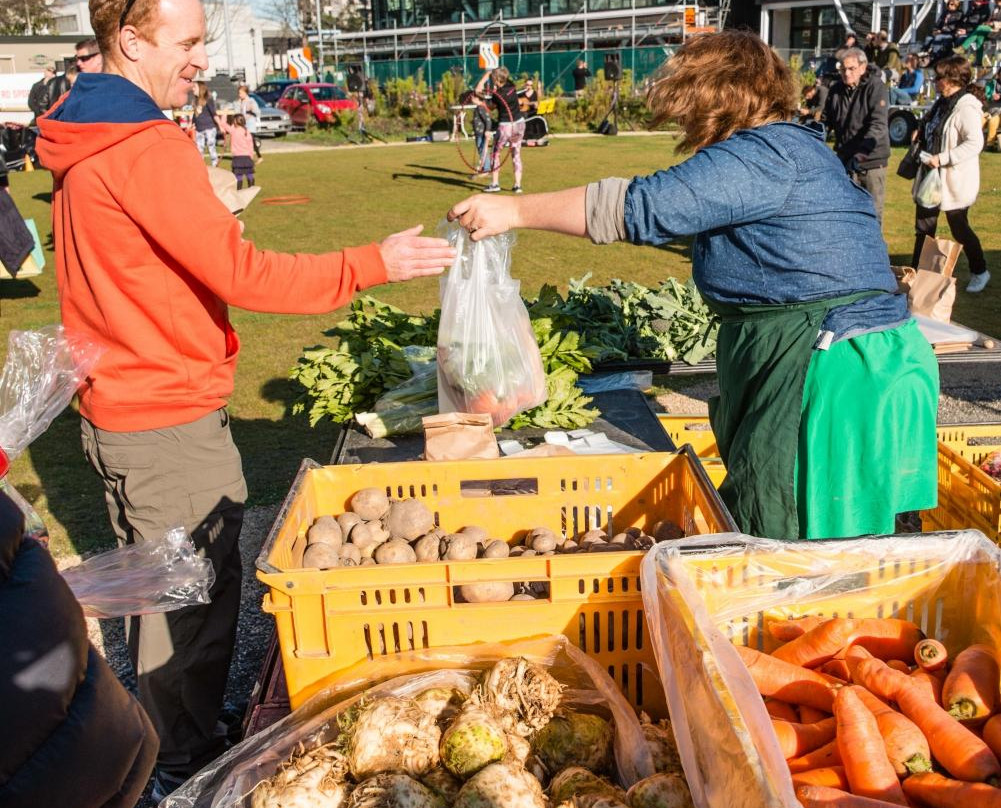 Downtown Farmers Market景点图片