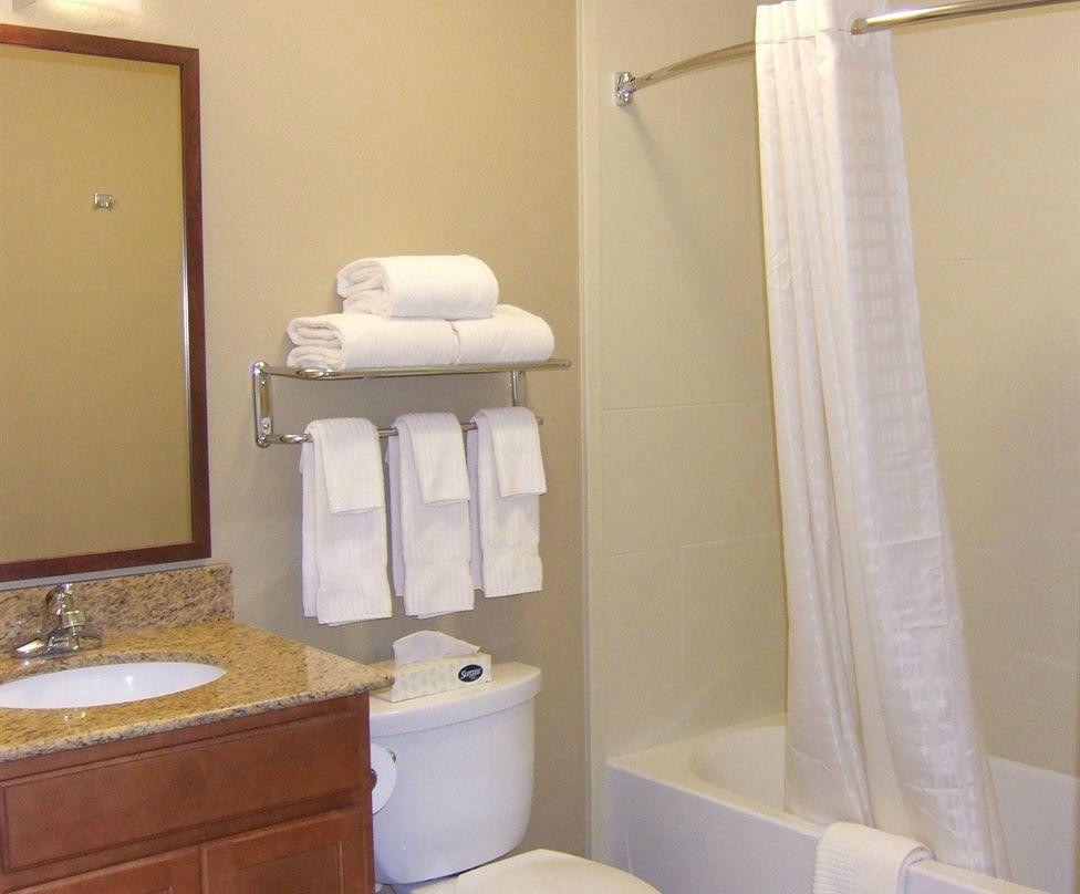 Candlewood Suites Columbus - Fort Moore by IHG