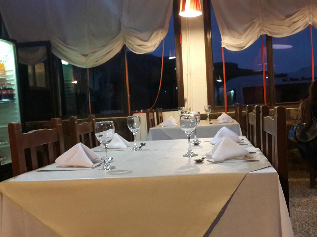 Restaurante Caviahue Issn