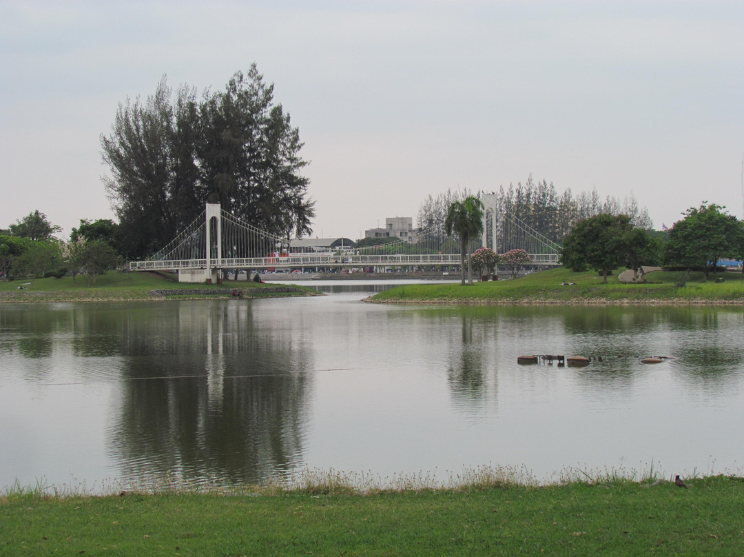Nong Prajak Public Park景点图片