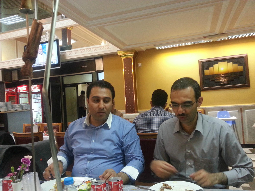 马什哈德餐馆和美食-Grill House