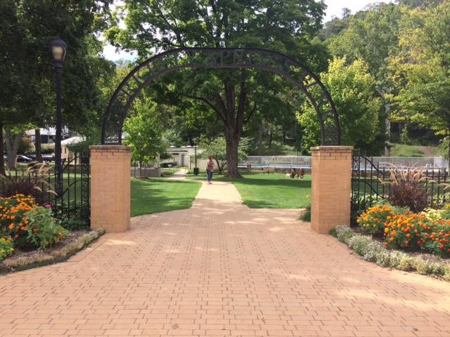 Berkeley Springs State Park-伯克利斯普林斯必去景点