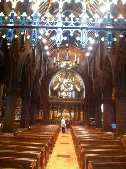 St Giles Catholic Church景点图片