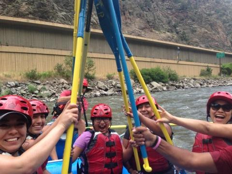 Glenwood Canyon Rafting, Inc.-格伦伍德温泉必去景点