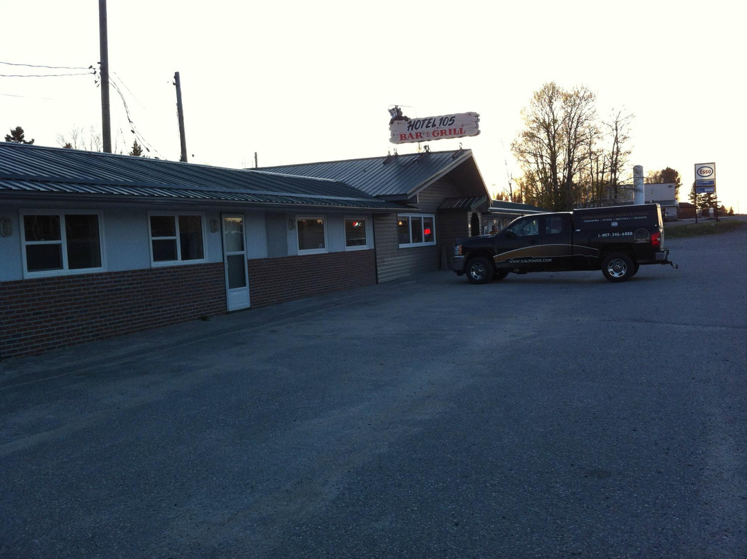 Hotel 105 Bar and Grill主图