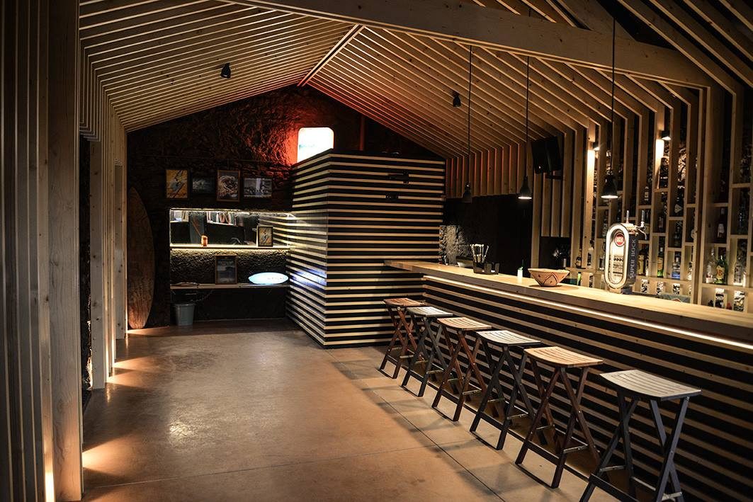 Egas Surf Bar