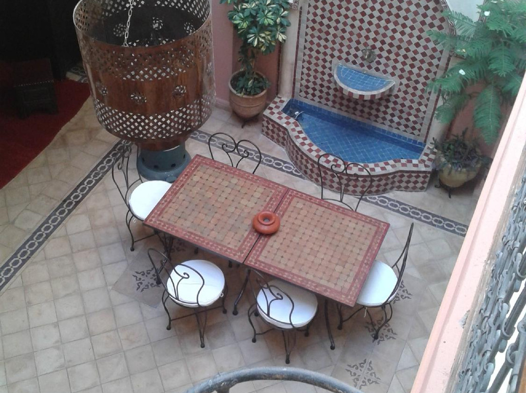 Ait Azzi酒店住宿-Riad Tarzout