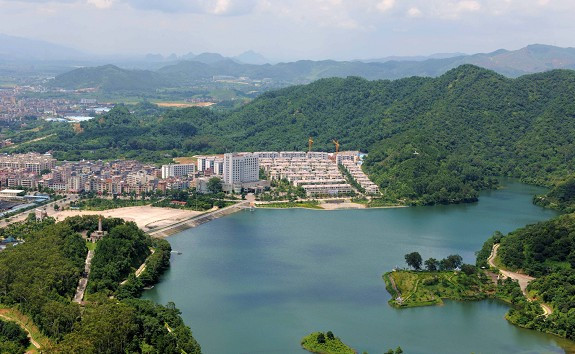 阳春东湖国际大酒店主图