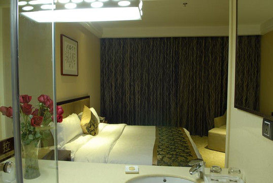 宜昌民生酒店（水悦城购物中心三峡大学店）主图