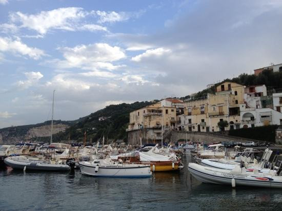 Cooperativa Marina della lobra-马萨卢布伦塞必去景点