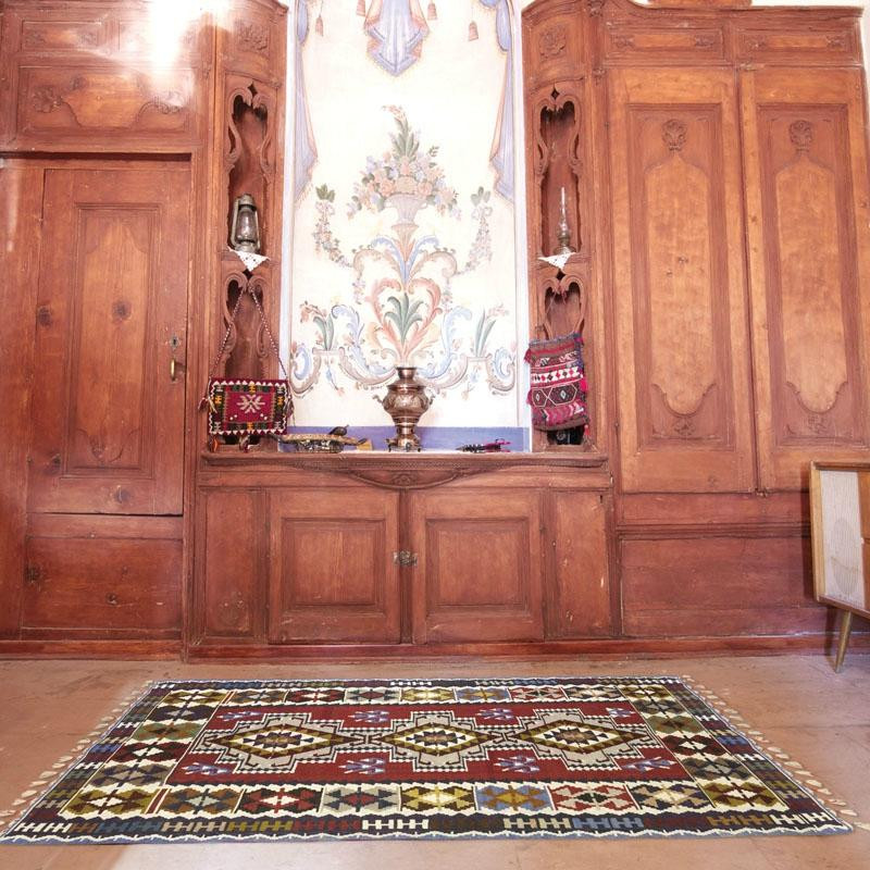 Gallery Elit- Anatolian Handmade Carpets & Kilims景点图片