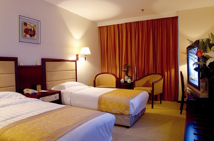 鼎春德酒店主图