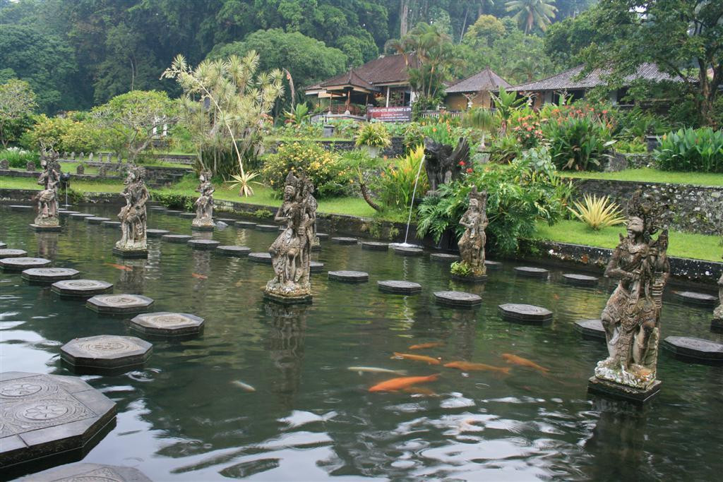 蒂尔塔冈加-卡朗阿森必去景点