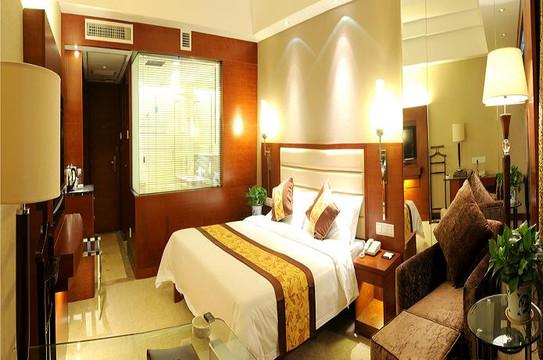 华悦大酒店主图