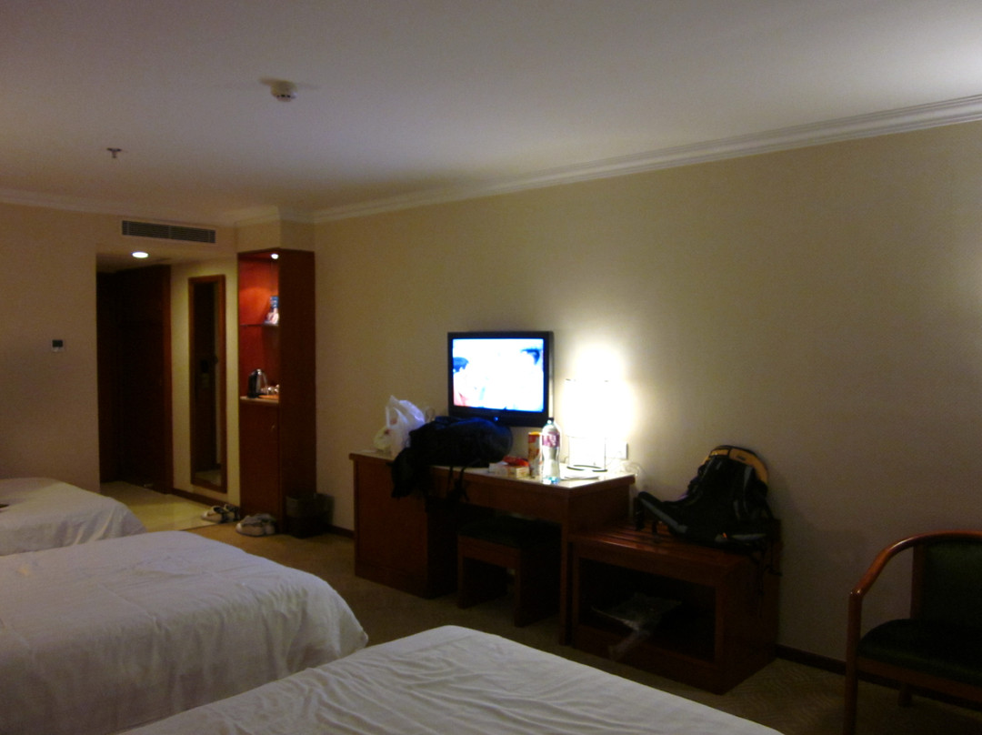 珠海L酒店（拱北口岸莲花路店）主图