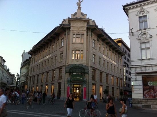 Galerija Emporium-卢布尔雅那必去景点