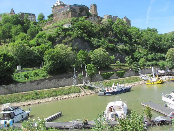 Rheinfels Castle-圣戈阿尔必去景点