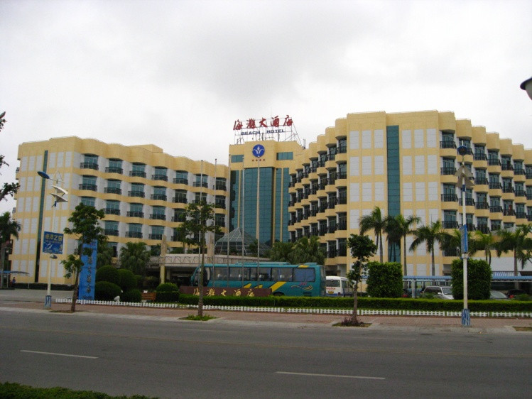 海滩大酒店主图