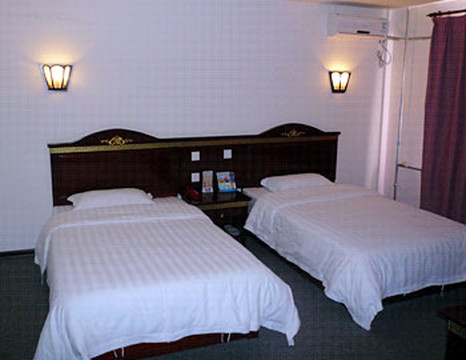 天津聚美快捷酒店津塘路东风地道店主图