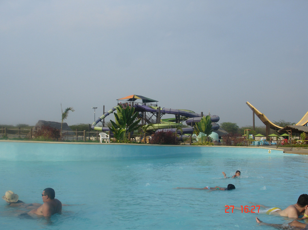 Parque de Agua Karina景点图片