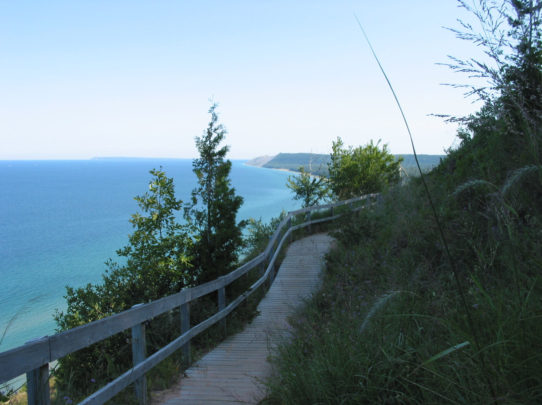 Empire Bluff Trail-Empire必去景点