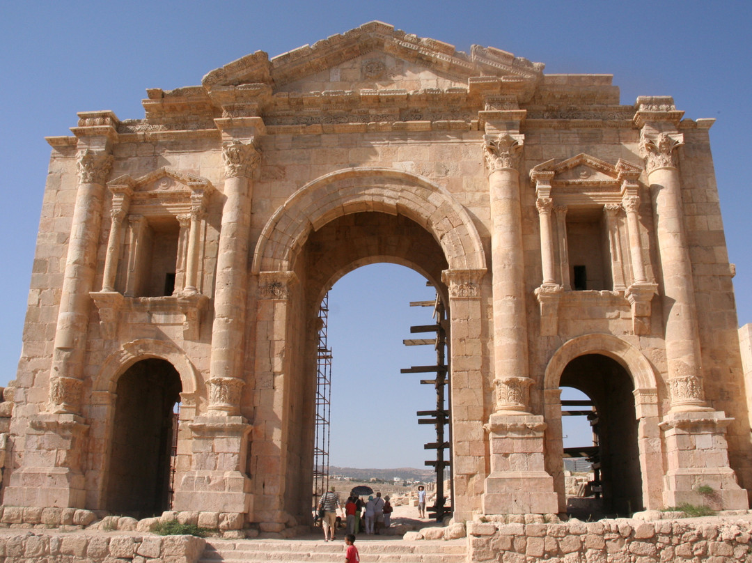 杰拉什遗址-杰拉什必去景点