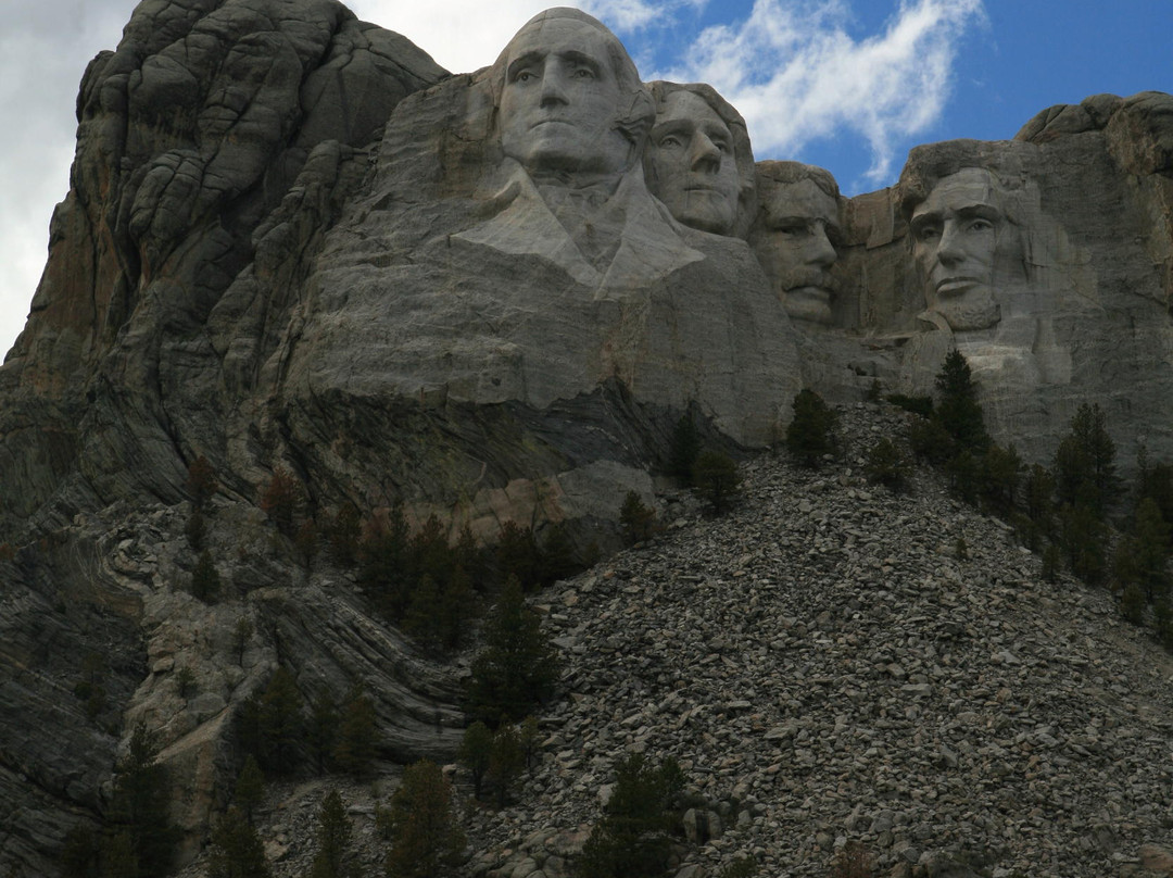 拉什莫尔山国家纪念公园-基斯通必去景点