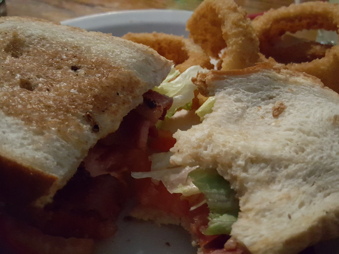 Quartzsite Yacht Club Bar and Grill